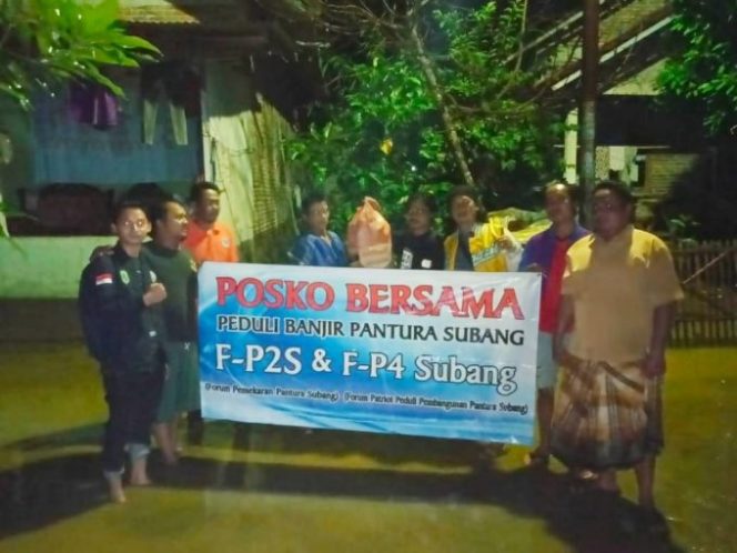 F-P2S dan F-P4 Berikan Bantuan Korban Banjir Pantura Subang