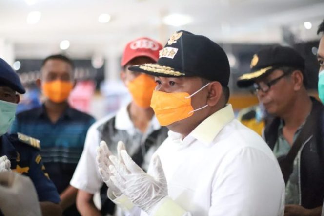 
					Wali Kota Tanjungbalai : Imbas Lockdown Negara Malaysia, Pelabuhan Teluk Nibung Tutup Selama 2 Pekan