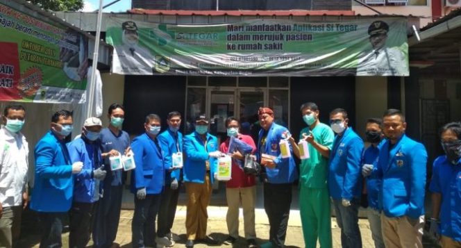 
					Gugus Pemuda Covid-19, DPD KNPI Kabupaten Bogor, Berikan Bantuan APD ke Puskesmas Tajurhalang