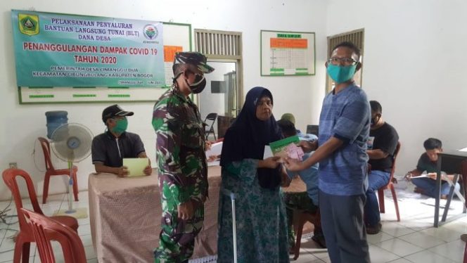 
					Pemdes Cimanggu Dua Salurkan Bantuan BLT-DD Tahap I Kepada Warga Terdampak Covid-19