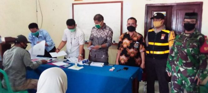 
					Desa Cikahuripan Klapanunggal Salurkan BLT-Dana Desa Tahap 2 Tahun 2020