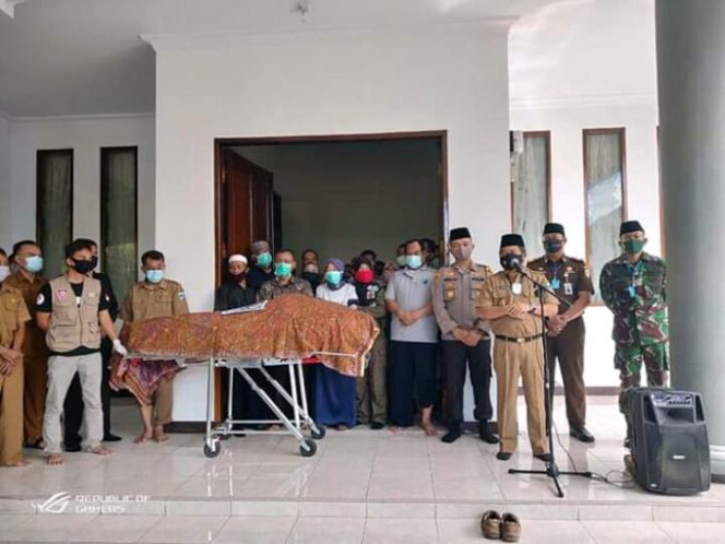 
					Ir.H.Deni Suherlan, Sekda Kabupaten Garut Tutup Usia di Rumah Dinas