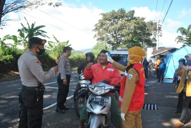 
					Hari Ke-6 PSBB di Posko Check Point Garut City, Untuk Pelanggar Mulai Menurun