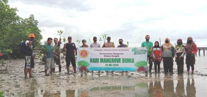 
					Hari Mangrove Dunia, Bhabinkamtibmas Desa Dendang Turut Andil Tanam Bibit