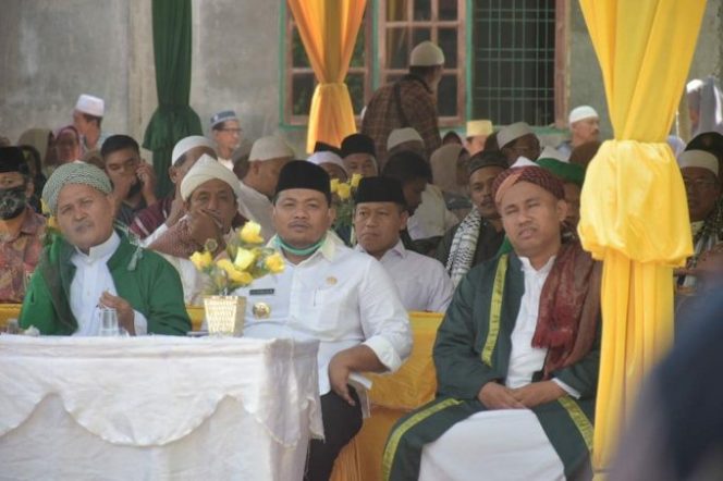 
					Wali Kota Tanjungbalai Hadiri Haul Allahyarham Syech H. Muhammad Isya Sitorus Al Kholidi Naqsyabandi Ke 17