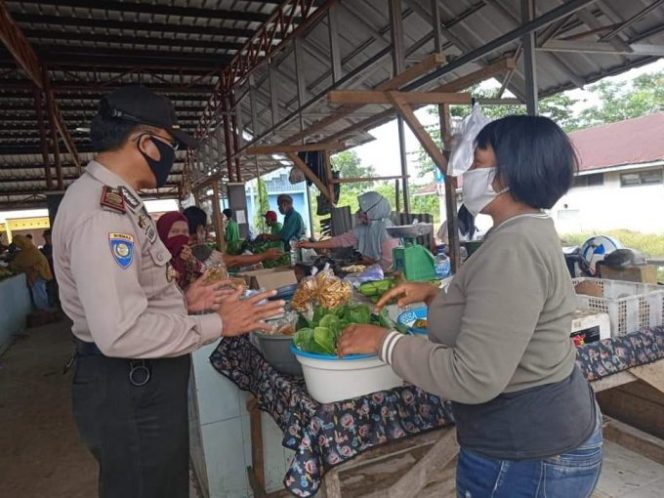Kasat Binmas Polres Beltim Kembali Kampanyekan Masker dan Jaga Jarak Untuk Cegah dan Putuskan Rantai Covid-19