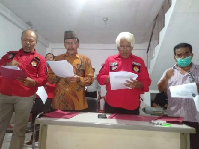 
					Jajaran Pengurus DPC PBB Kota Bogor Beserta PAC Gelar Silaturrahmi Dengan Pembina dan Penasehat