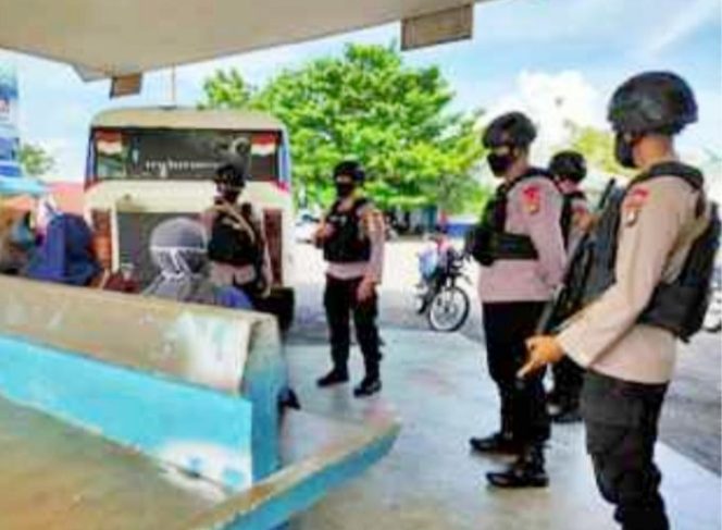 
					Jaga Kamtibmas Kondusif, Brimob Patroli Objek Vital dan Fasilitas Publik