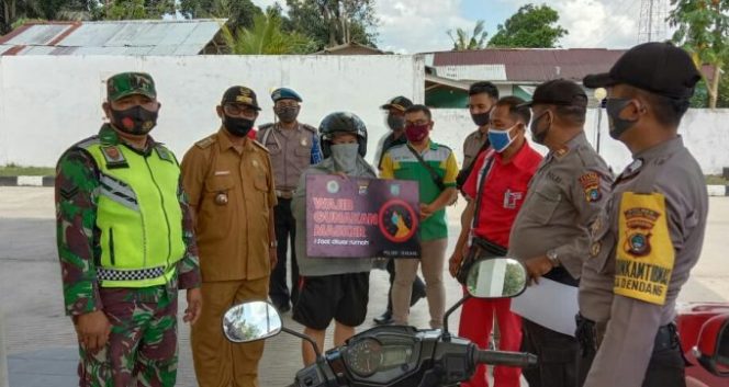 
					Kapolsek Dendang Sinergi 3 Pilar dan Satuan Sat Pol PP Pantau Penerapan Prokes