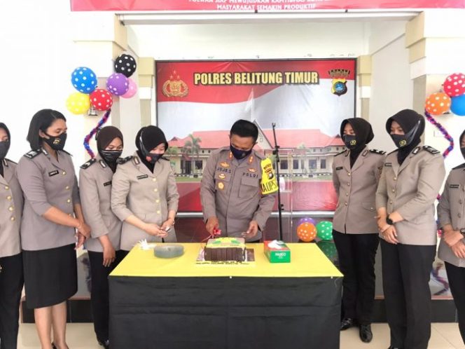 
					Syukuran Hari Jadi Polwan Ke-72, Kapolres Beltim Pesan Jaga Nama Baik Institusi