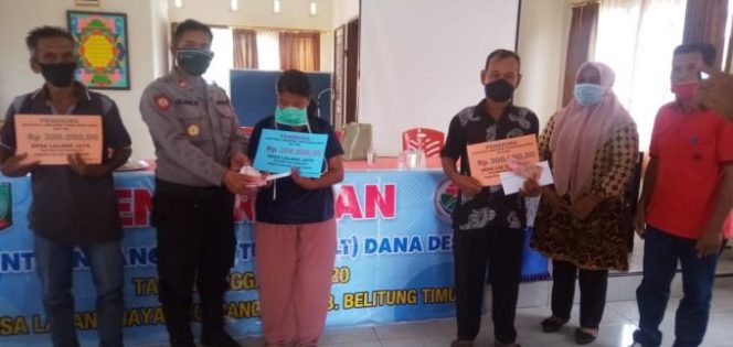 
					Desa Lalang Jaya Kecamatan Manggar Bagikan BLT Tahap V