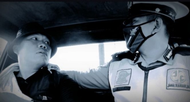 
					Mau Kelabui Polisi, Eh Ternyata Sudah Disebelah