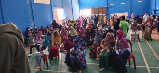 
					Pemerintah Desa Sekarwangi Garut Menyalurkan BanGub