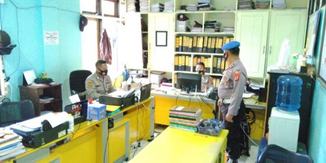 
					Ruang Kerja Polres Beltim Patuhi Prokes