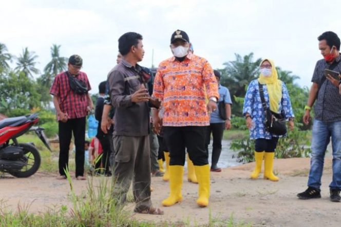 
					Wali Kota H. M. Syahrial Tinjau Langsung Pintu Klep Sungai usai Atasi Banjir