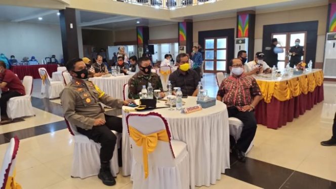 
					150 Orang Personil Polres Beltim Siaga di 10 Titik Area Gedung Zahari MZ, Amankan Rapat Pleno KPUD