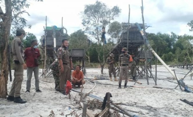 
					Polsek Gantung Sidak Sungai Lenggang Bersama Satpol PP Belitung Timur