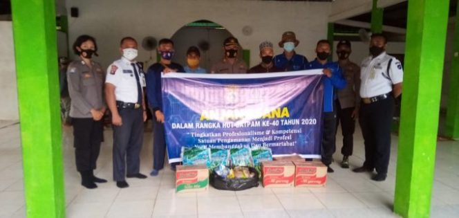 Rayakan HUT Satpam Ke-40, Kasat Binmas Belitung Timur Adakan Bakti Sosial
