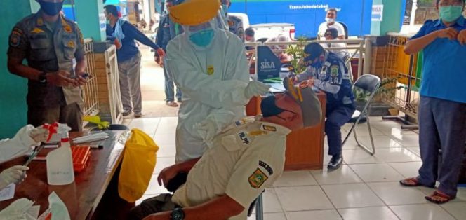
					Terminal Cileungsi Bersama Labkesda Provinsi Jabar Lakukan Test Anti Gent