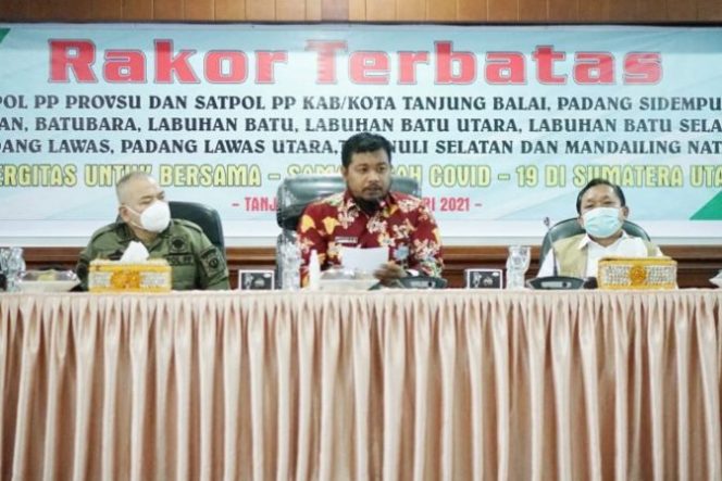 
					Buka Rakor Terbatas Satpol PP Provsu dan Kab/Kota, Wali Kota Tanjungbalai Harapkan Satpol PP Menjadi Garda Terdepan Tegakkan Protokol Kesehatan Perangi Covid-19