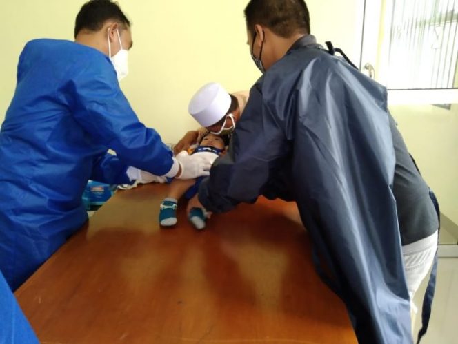 
					Mandiri Amal Insani Gelar Khitanan Masal Anak Indonesia di Kecamatan Kalibunder