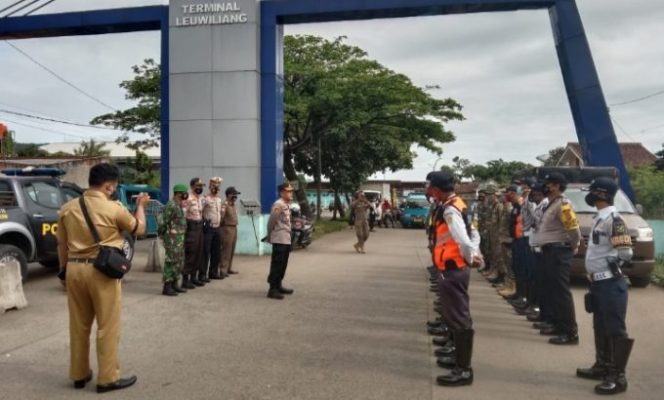 
					Muspika Leuwliang dan Leuwisadeng Laksanakan Apel Oprasi Gabungan PPKM di Dua Zona
