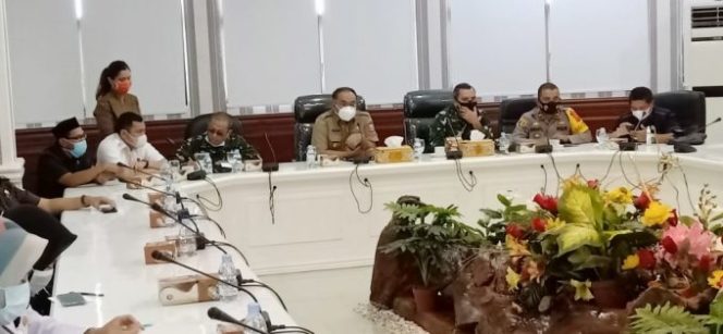 
					Rakor Penjemputan Vaksin Covid-19 dan Pencanangan Imunisasi Vaksin Covid-19 Di Kota Tanjungbalai