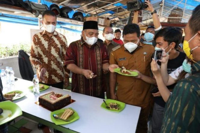 
					Peringati HPN, Wali Kota Tanjungbalai Turut Dampingi Wagub Sumut Kunjungi Museum Perjuangan dan Tokoh Pers