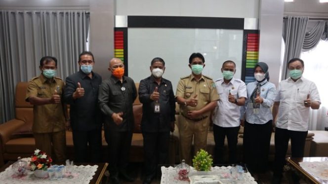 
					Diakhir Masa Jabatan, Bupati Yuslih Membebaskan BPHTB Sebanyak 21.000 Sertifikat Tanah