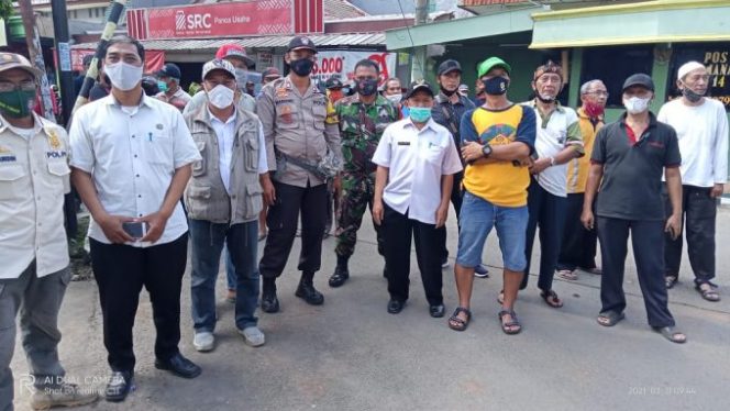 
					Berkat Kerjasama Semua Pihak, Lima Kios Bangunan Liar di Lahan Pasos Pasum Dibongkar