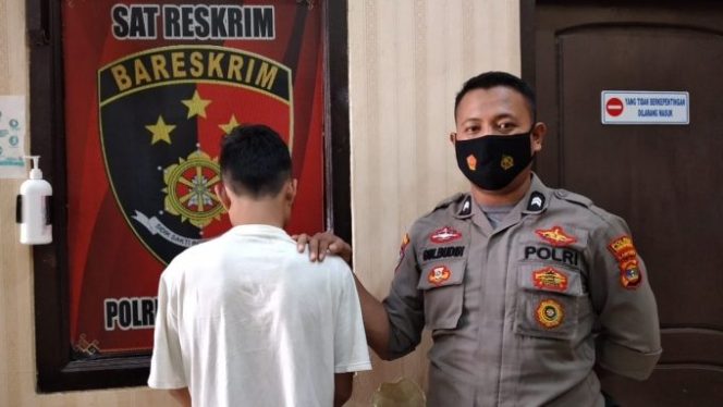 
					Remaja Penadah Hasil Jambret Ditangkap Tekab 308 Polres Tanggamus