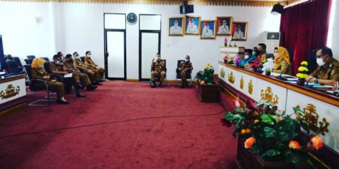 
					Gelar Rapat Koordinasi Penanganan COVID-19 dan Tata Cara Pelaksanaan Sholat Ied, Ini Himbauan Bupati Tanggamus
