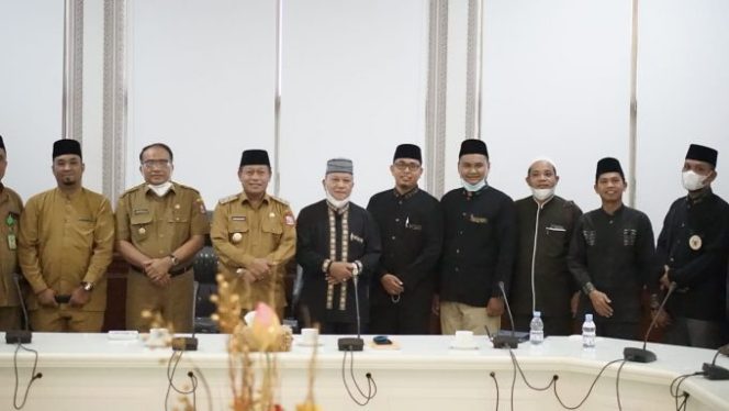 
					PLT Wali Kota Terima Audensi, BWI Siap Bersinergi Untuk Wujudkan Visi Misi Pemkot Tanjungbalai BERSIH