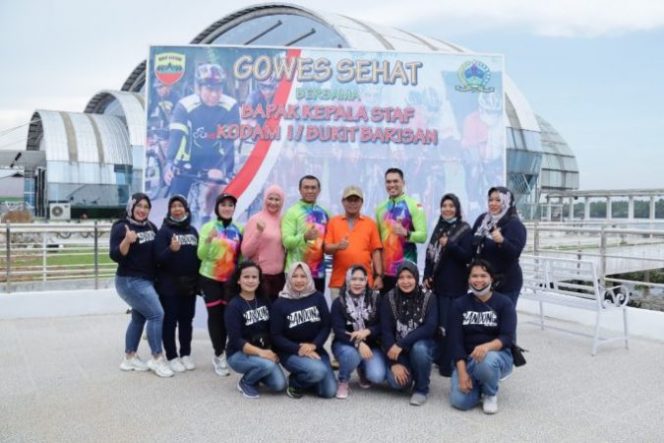 
					Plt Wali Kota Sambut Rombongan Gowes Sehat Kasdam I/BB di Pelabuhan Teluk Nibung
