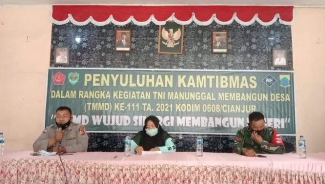 
					Sebanyak 30 Warga Desa Ciandam Ikuti Penyuluhan Kamtibmas dan Hukum
