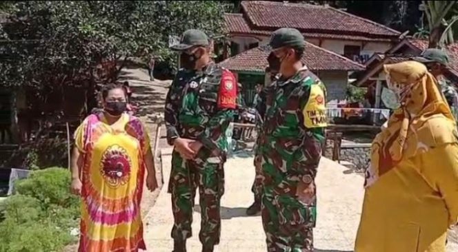 
					Teh Cucu Teriak Saat Tim Wasev TMMD ke – 111 Melakukan Penunjauan