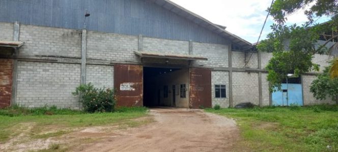 
					Gudang Bekas Pasir Gelas di Gunong Nayuk Jadi Tempat Penampungan Limbah B3 SBE