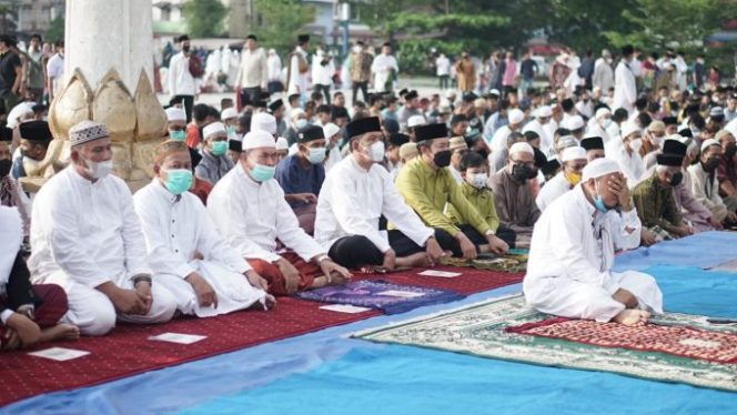 
					Ditengah Pandemi Covid-19, Pemkot Tanjungbalai Gelar Sholat Idul Adha Dengan Penerapan Prokes Bagi Seluruh Jamaah