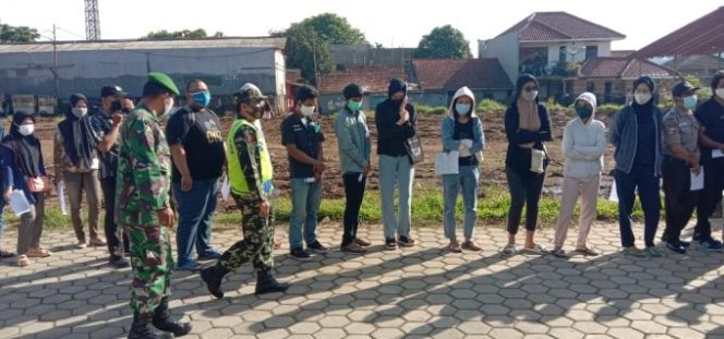 
					Koramil 0621-16/Leuwiliang Pantau Serbuan Vaksin di Kantor Kecamatan Leuwiliang