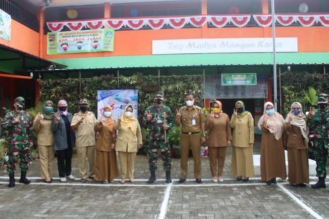 
					Serbuan Vaksinasi Korem 061/SK Capai 175.532 Ribu
