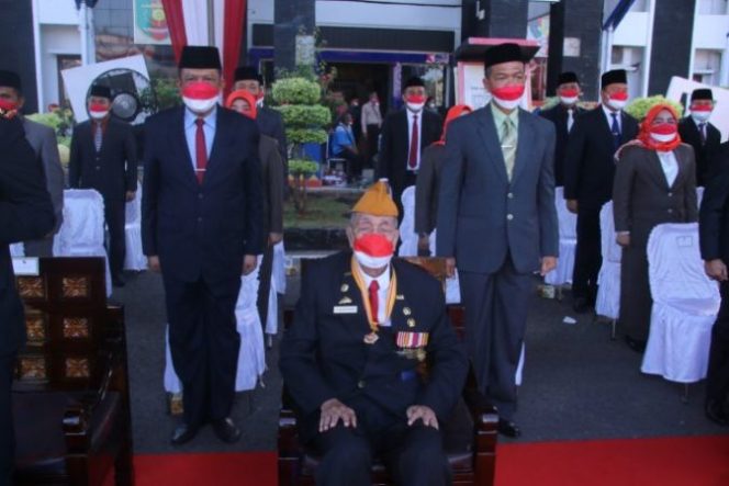 
					Peringati HUT RI Ke-76 di Tengah Pandemi, Begini Kata Dandim 0412/LU Letkol Inf. Harry Prabowo Saat Membacakan Sambutan Bupati Lampung Utara