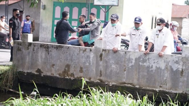 
					Antisipasi Banjir, Plt Wali Kota Tinjau Lokasi Rawan Banjir dan Imbau Warga Waspada Curah Hujan Tinggi