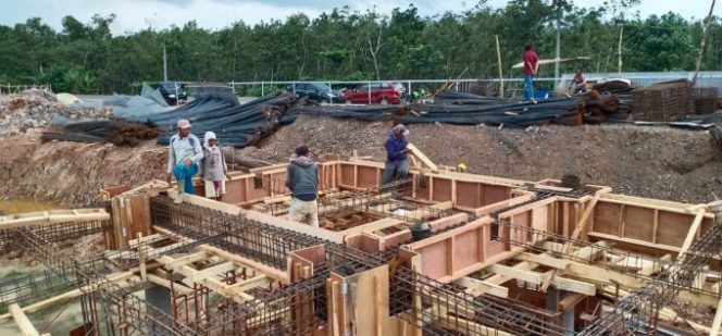 
					Proyek 75 Miliar Islamic Center Mesuji Lampung Menuai Polemik, Dani: Gandeng 5 Pengacara