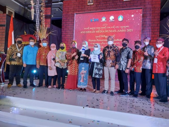 
					Pemkab Bogor Terima Penghargaan Terbaik III Anugerah Media Humas 2021 Tingkat Nasional