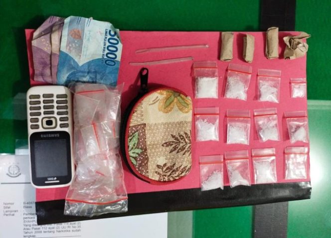 
					Amankan Pengedar Narkotika 14.10 Gram Sabu, Kapolres : Kalau Masih Ada Nekat, Akan Saya Sikat