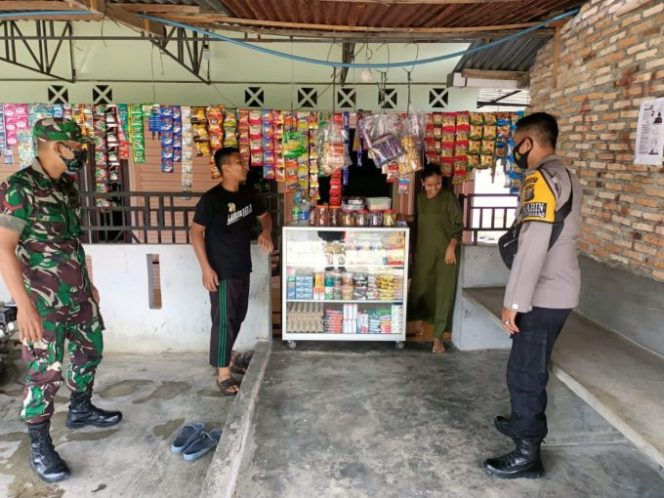 
					Personil Polres Asahan Berikan Himbauan Vaksinasi Kepada Masyarakat Desa Ledong Timur