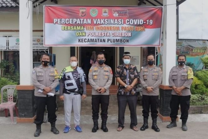 Kapolresta Cirebon Monitoring Vaksinasi Massal di Sejumlah Lokasi