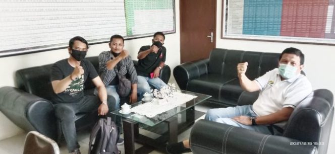 
					Silaturahmi dengan Kapolsek, Asisten Afd dan Manajer PTPN III Bandar Selamat