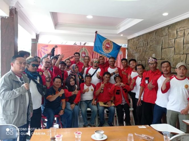 
					Ketua Dewan Pembina Kowasi H.Budi Widaya Buka Mubes ke VI Kowasi Tahun 2021