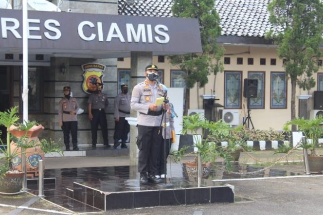 
					Upacara Kenaikan Pangkat 63 Personil Polres Ciamis